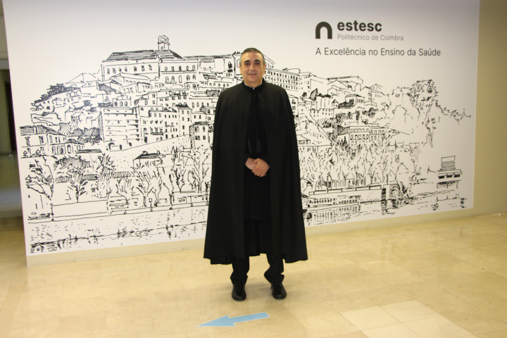 Presidente da ESTeSC-IPC conclui provas de agregação